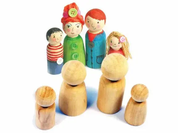 Panáčci ze dřeva 8ks rodina