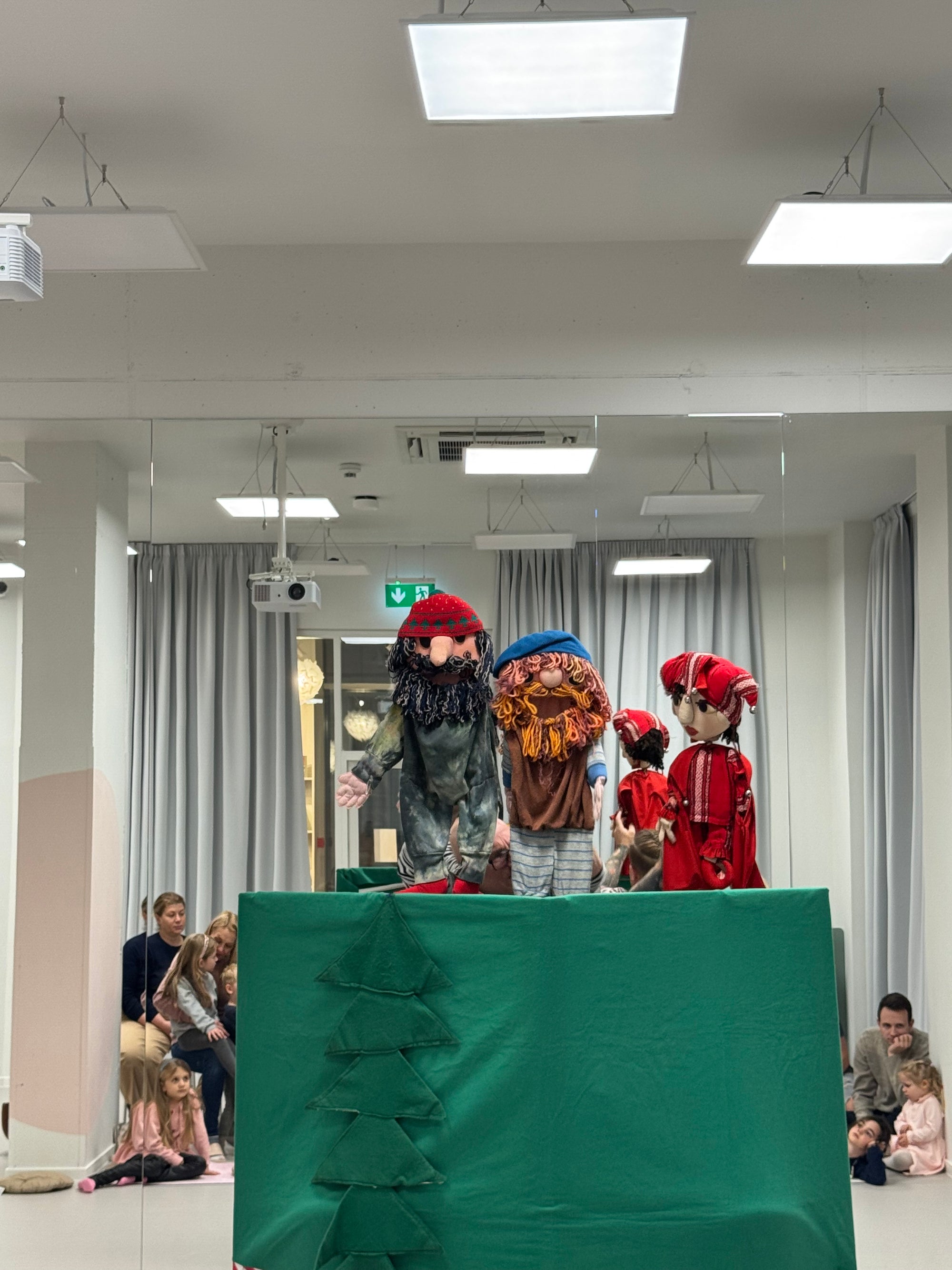 Divadlo v kufru - vánoční představení Gloria