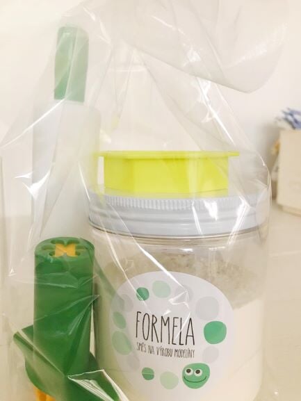 Dárek - uvař si doma Formelu variation Messy Play Žlutá 
