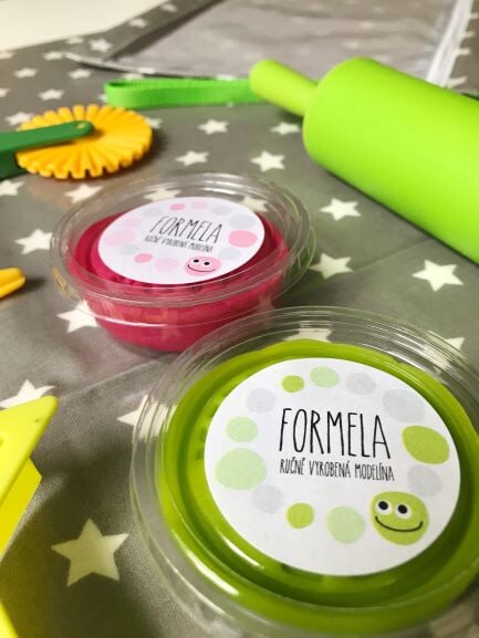 Výtvarná taštička + podložka na tvoření variable Messy Play 