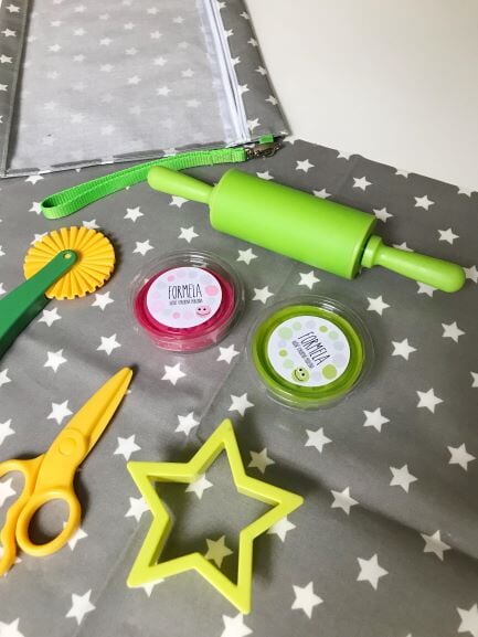 Výtvarná taštička + podložka na tvoření variable Messy Play 